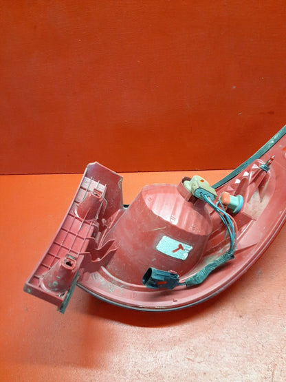 2009-2012 Chevrolet Chevy Traverse LEFT DRIVER OUTER Tail Light Lamp 15912687