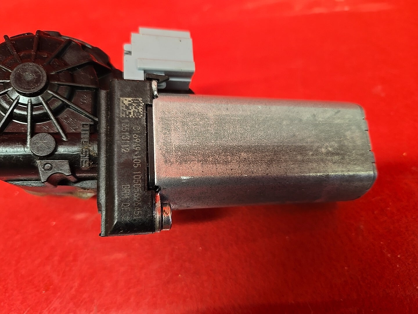 18-20 Buick Regal Sportback TourX 21-23 Envision LEFT DRIVER Recliner Motor