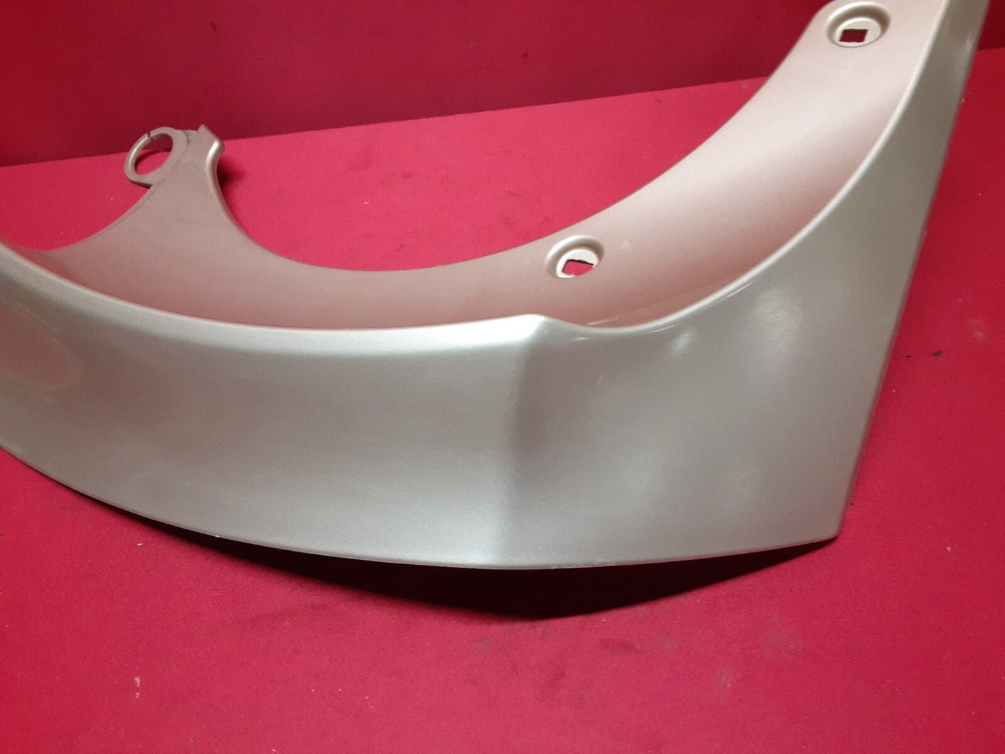 2006 - 2012 Toyota RAV4 RAV-4 RIGHT REAR Liftgate Hatch Trim 4T8 Sandy Beach