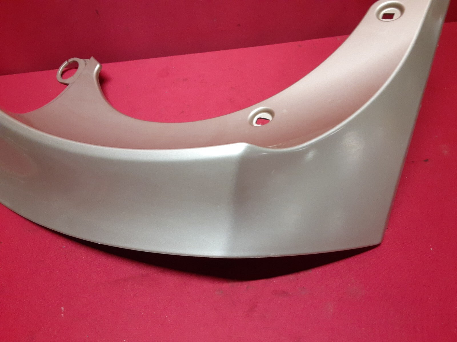 2006 - 2012 Toyota RAV4 RAV-4 RIGHT REAR Liftgate Hatch Trim 4T8 Sandy Beach