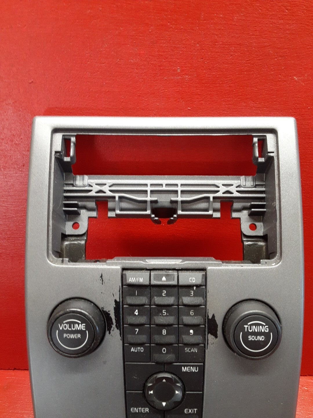 2004 Volvo S40 Center Console Dash Radio Climate Control Panel w/ Bezel 8623067
