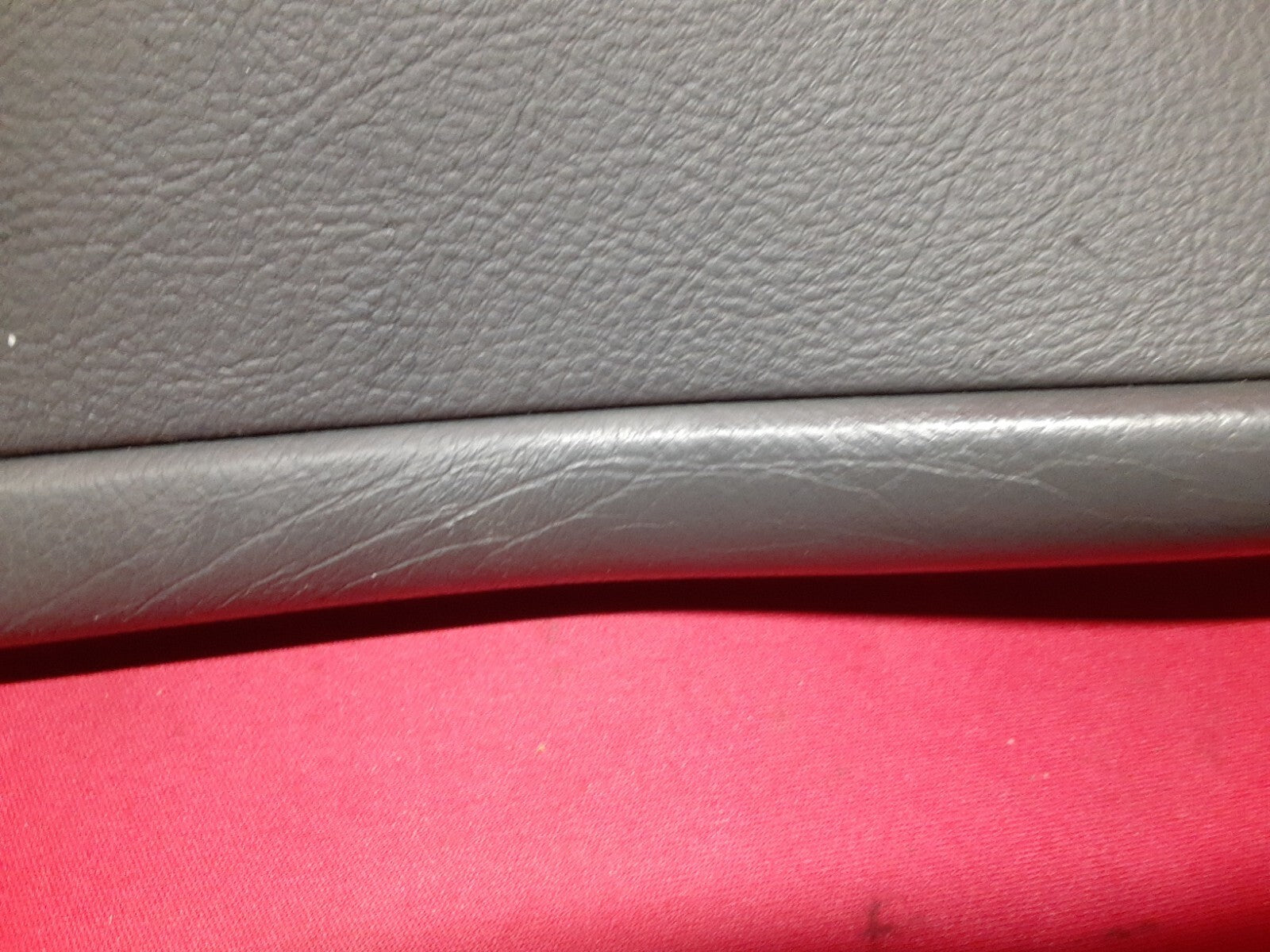2003 - 2006 Range Rover HSE FRONT LEFT Seat Arm Rest Dark Gray HDA000030