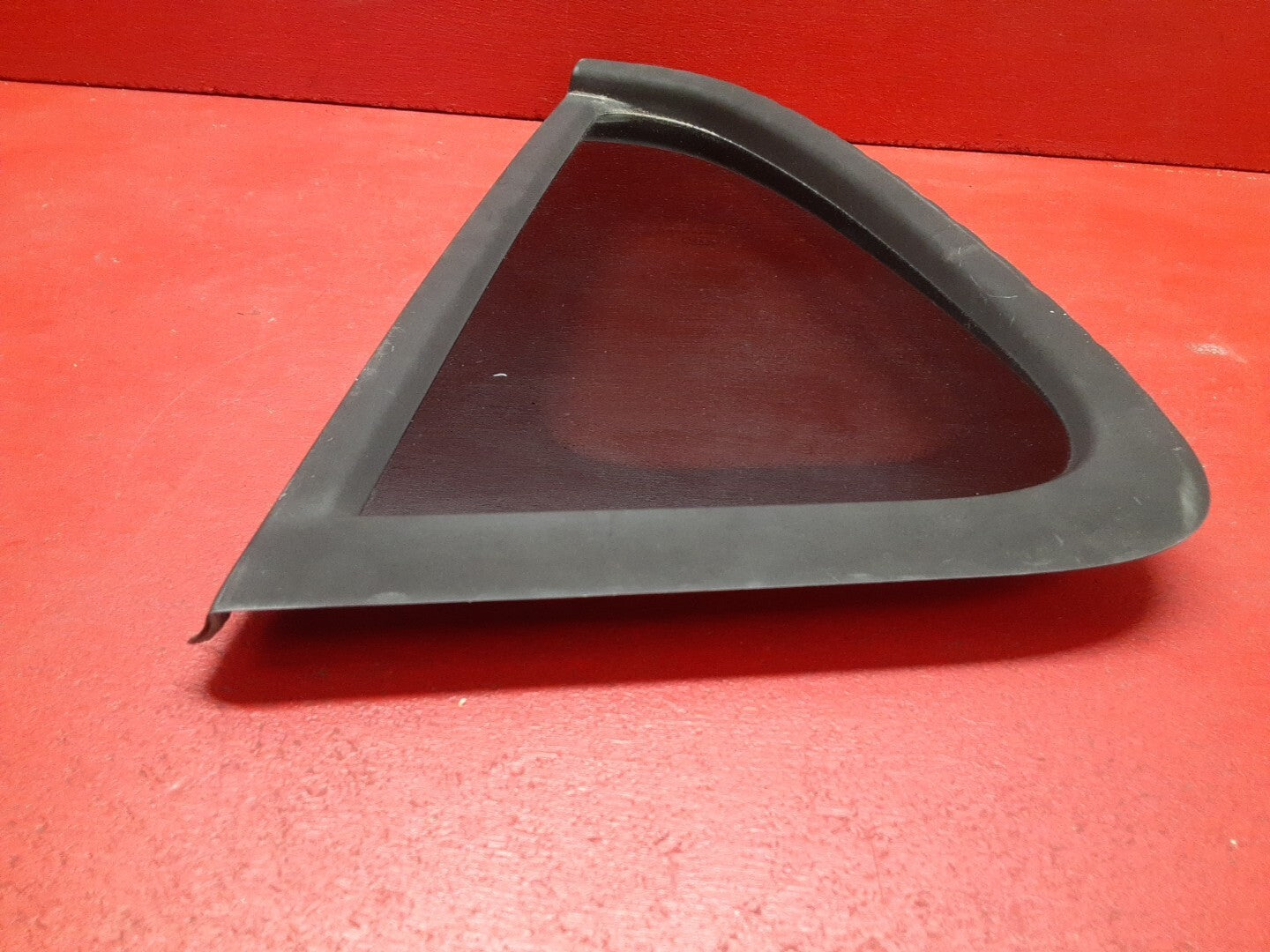 2010 -2013 Kia Soul Right Rear Quarter Glass OEM 87820-2K020