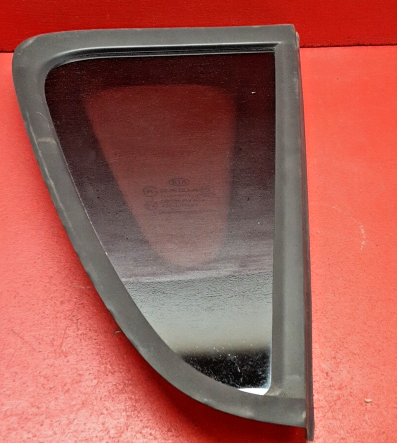 2010 -2013 Kia Soul Right Rear Quarter Glass OEM 87820-2K020