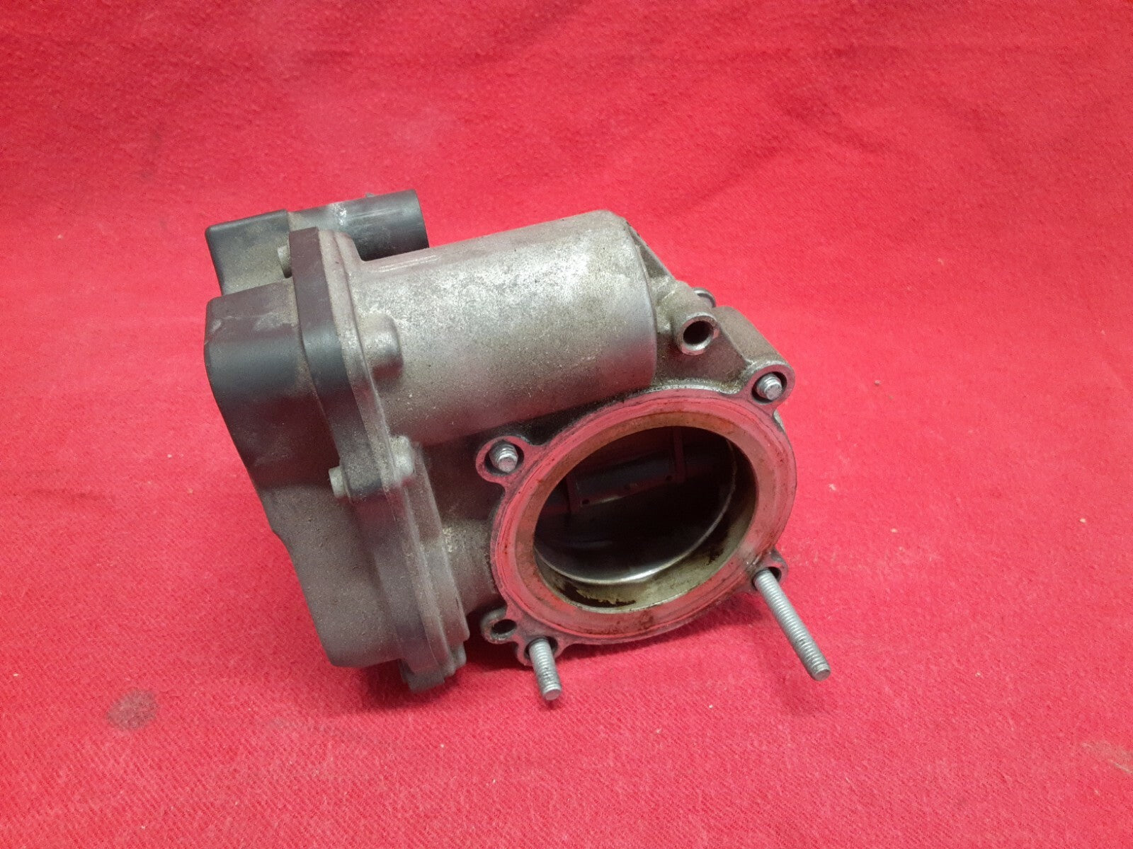 2005 - 2020 Audi 2.0L L4 Throttle Body w/ Actuator & Bolts 	06F-133-062-E