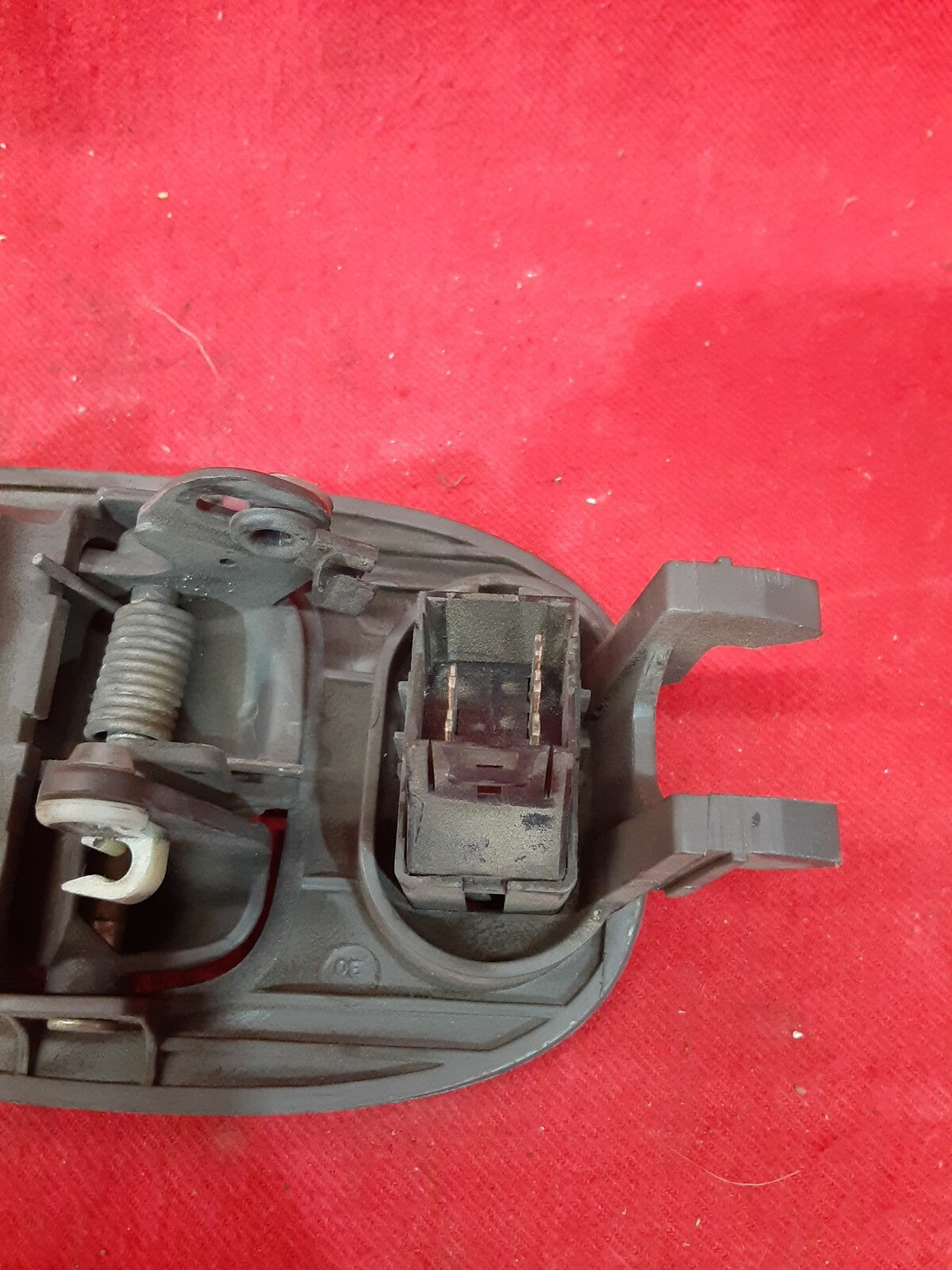 2002 2003 Saturn Vue Interior Door Handle Dark Grey RIGHT REAR