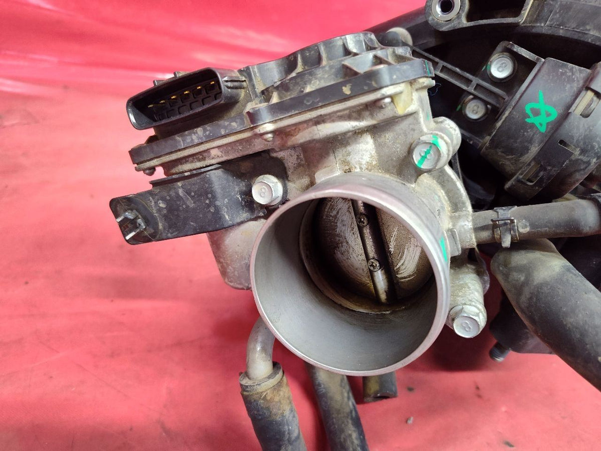 2012-2016 Kia Soul Rio / 12-17 Hyundai Accent Veloster 1.6L L4 Intake Manifold