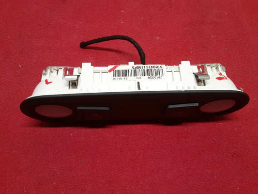 2008 2009 2010 2011 2012 Audi S4 S5 A5 Q4 Rear O'Head Overhead Lamp Dome Light