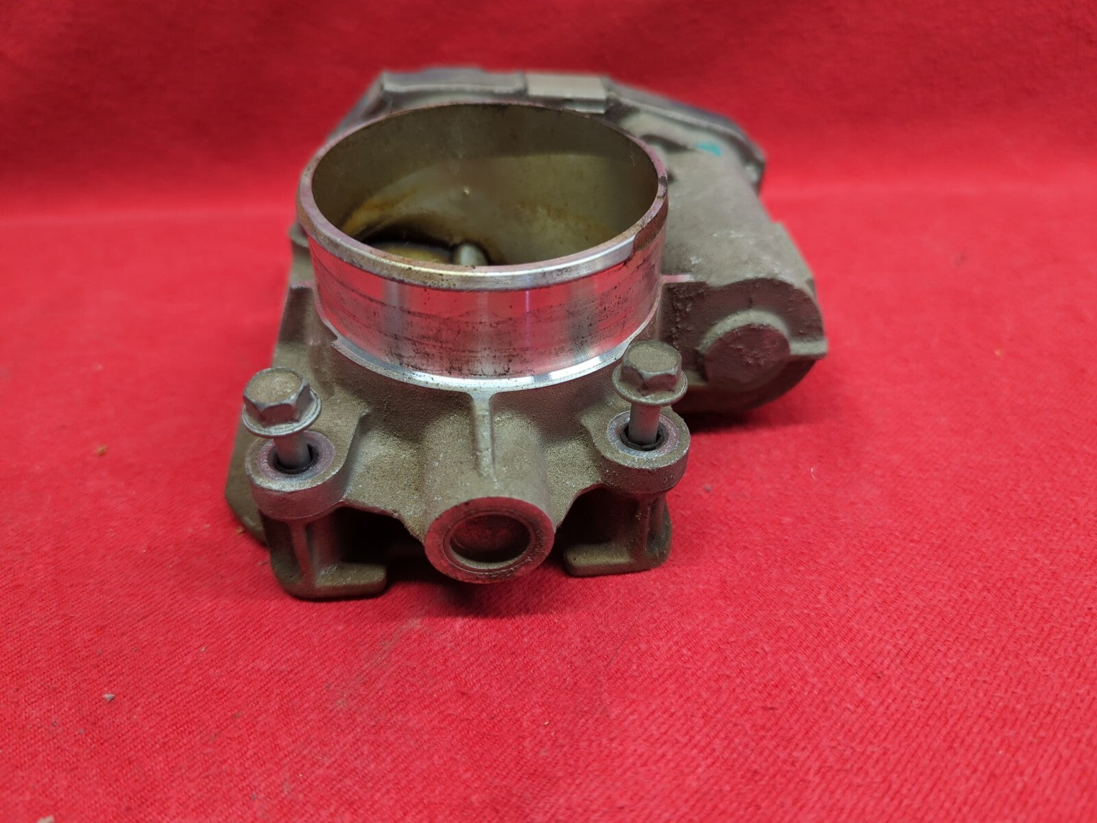2007 - 2012 Multiple Pontiac Saturn GMC Chevrolet - Throttle Body - 12694871