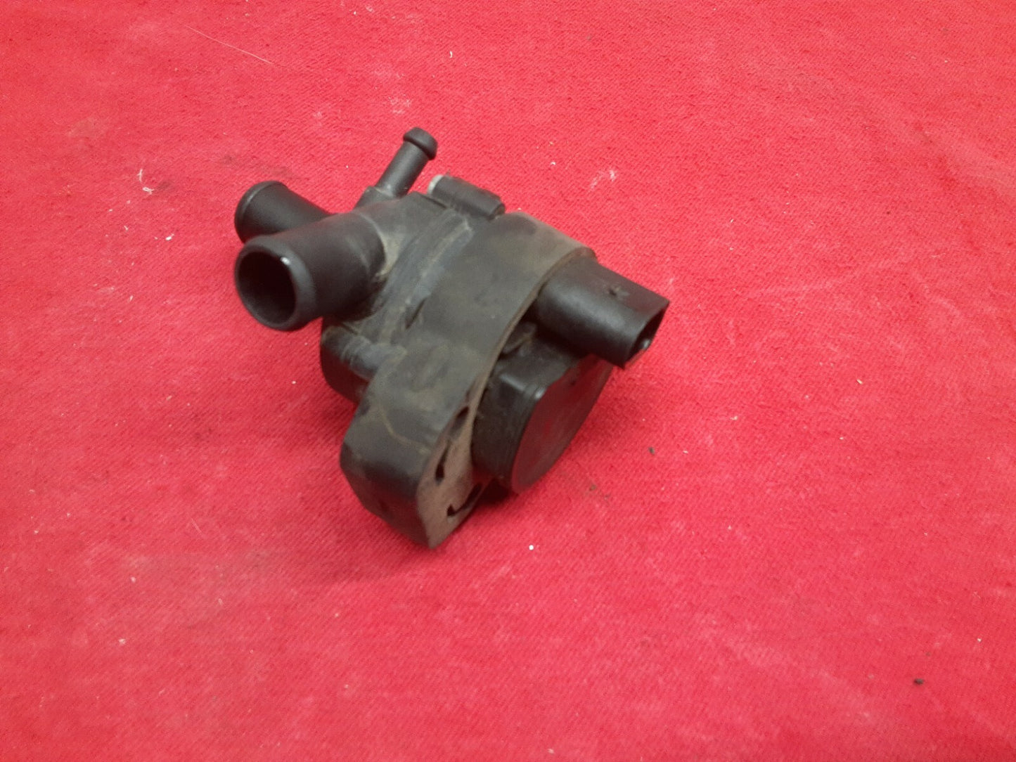 Mercedes C-Class Secondary Air Injection Smog Auxiliary Pump A-211-935-00-28