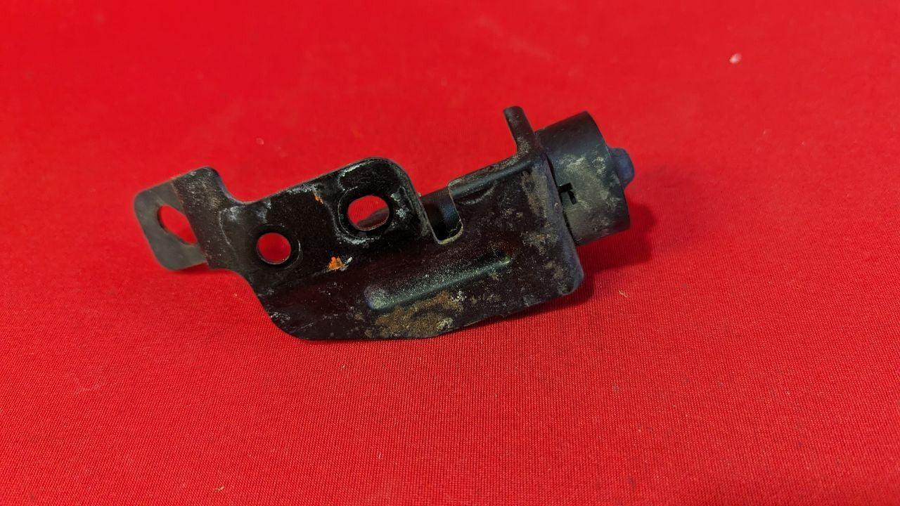 2011-2015 Kia Sorento Front Anti-Theft Alarm Hood Contact Switch Assembly