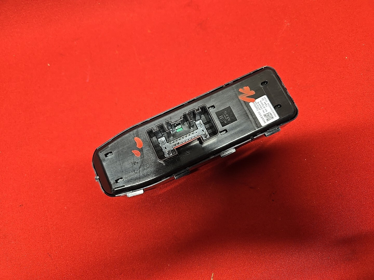2018 - 2023 GM Chevy Buick GMC Left Driver Door Master Window Switch 84513458