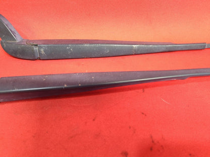 2005-2007 Land Rover LR3 Right Left Windshield Wiper Arm Set to VIN:7A434888 