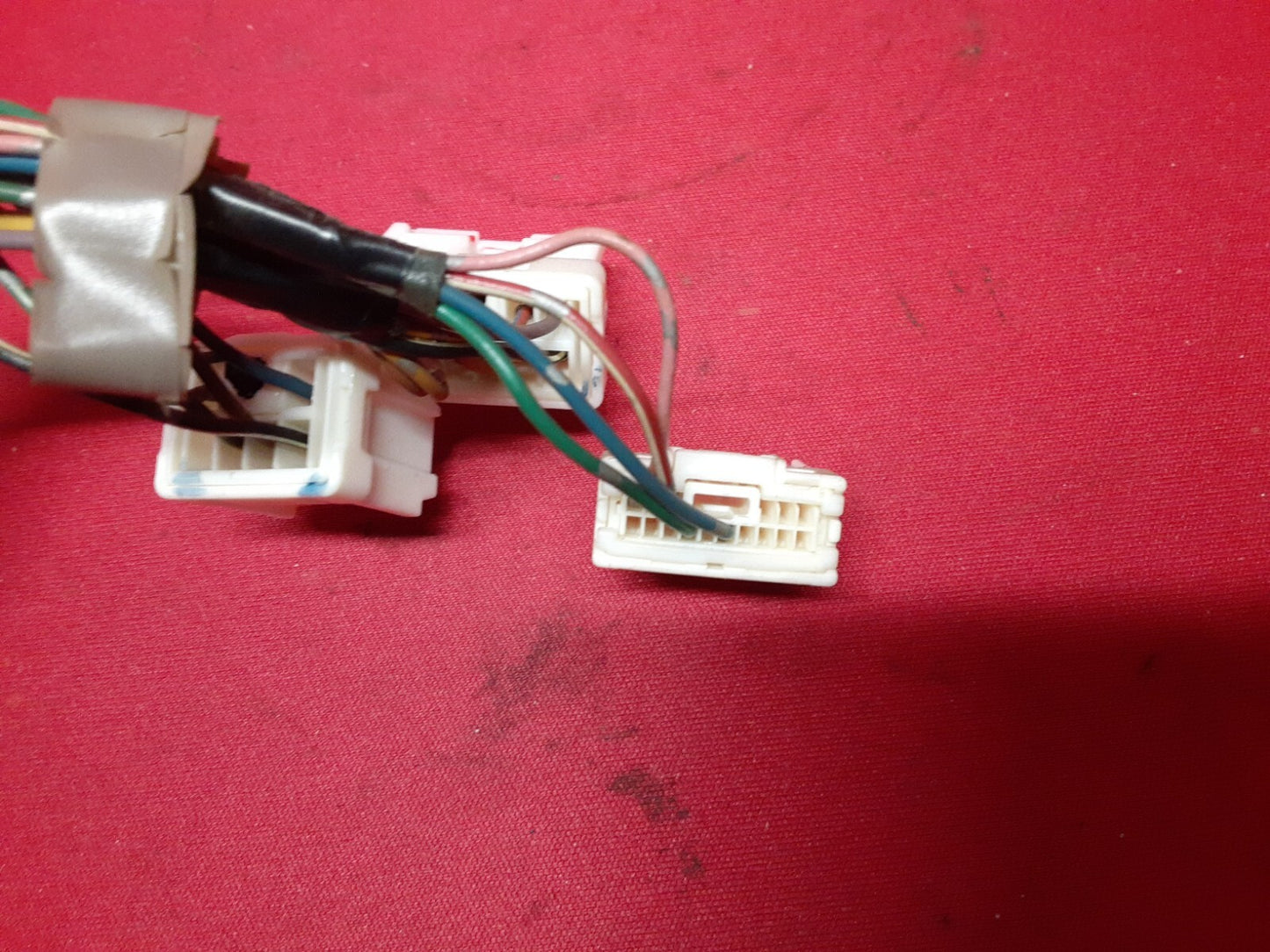 2002 - 2004 Nissan Altima Radio Stereo CD Unit w/ BOSE 28185-8J200  PIGTAILS