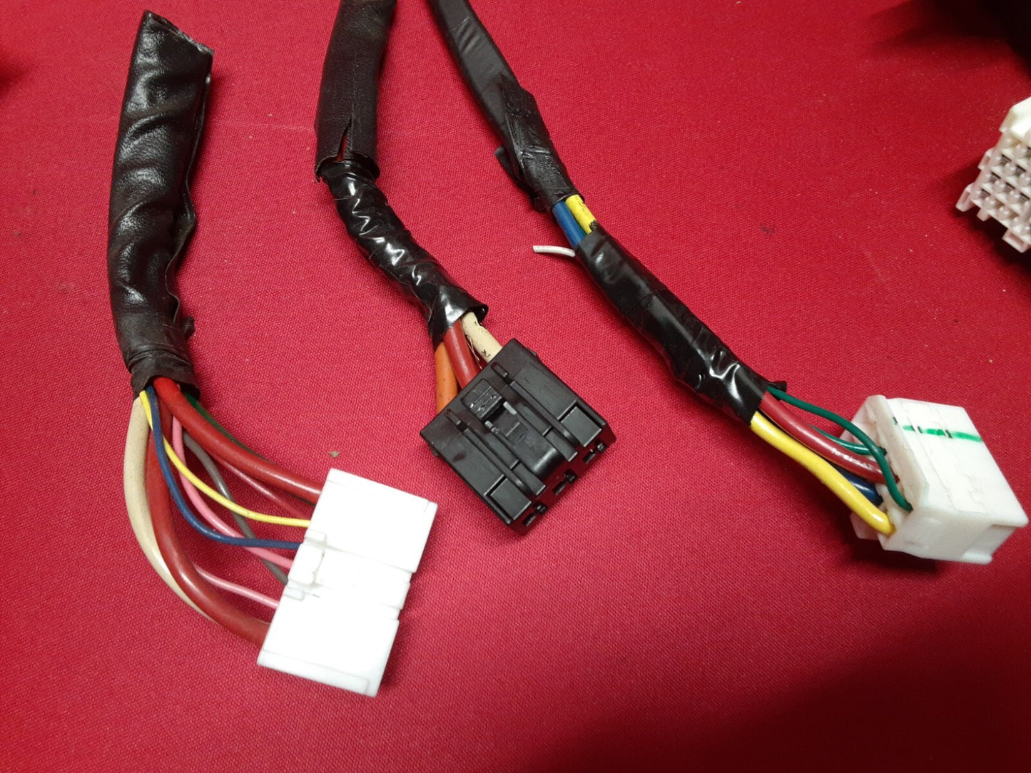 2011 Kia Sorento Interior Fuse Block Auto Light Smart Key 95400-1U031  PIGTAILS