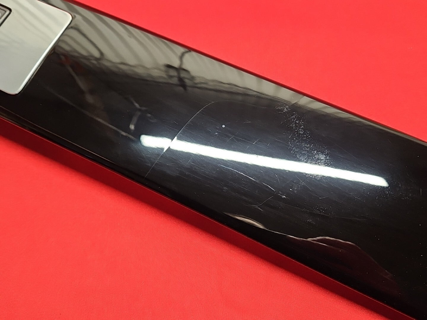 2010 - 2013 Range Rover Sport FRONT RIGHT PASSENGER Interior Door Trim w/ Handle