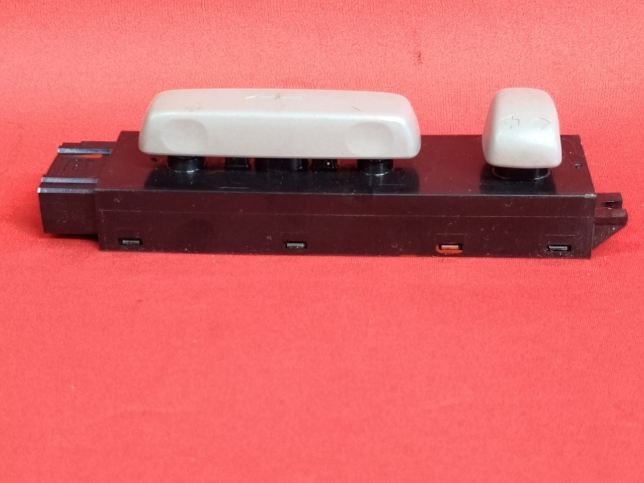 09-15 Honda Pilot 11-17 Odyssey RIGHT PASSENGER Power Seat Adjust Switch 4-Gang