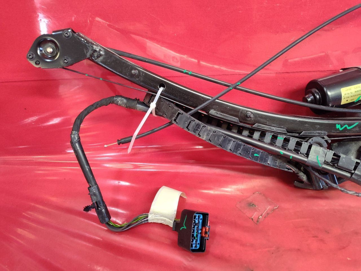 2010-2020 Chrysler Dodge Van LEFT DRIVER Power Sliding Door Track Motor 108k