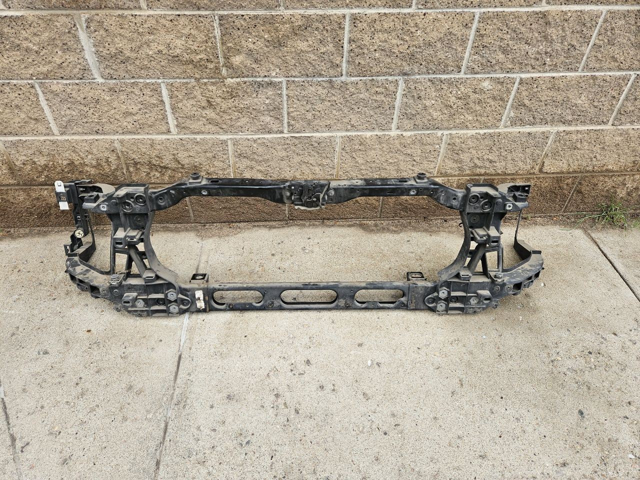 2013-2024 Dodge Ram 1500 Radiator Core Support Closure Panel LOCAL PICKUP ONLY