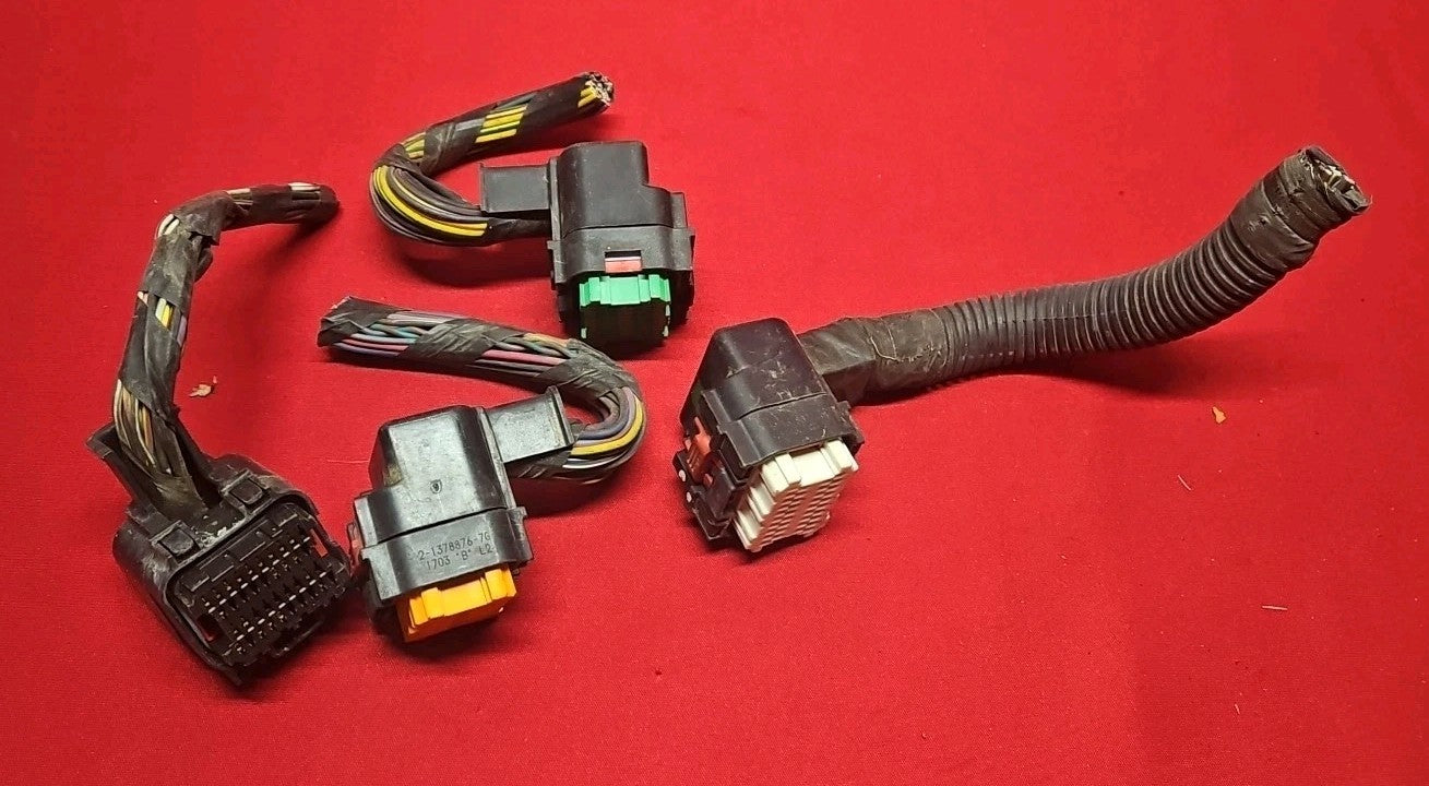 2004 Dodge Durango Limited / SLT Engine Control Module ECM PCM - PIGTAIL WIRES