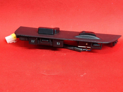 2004-2005 Mopar Dodge Chrysler Jeep Front LEFT DRIVER Seat Switch w/ Bezel