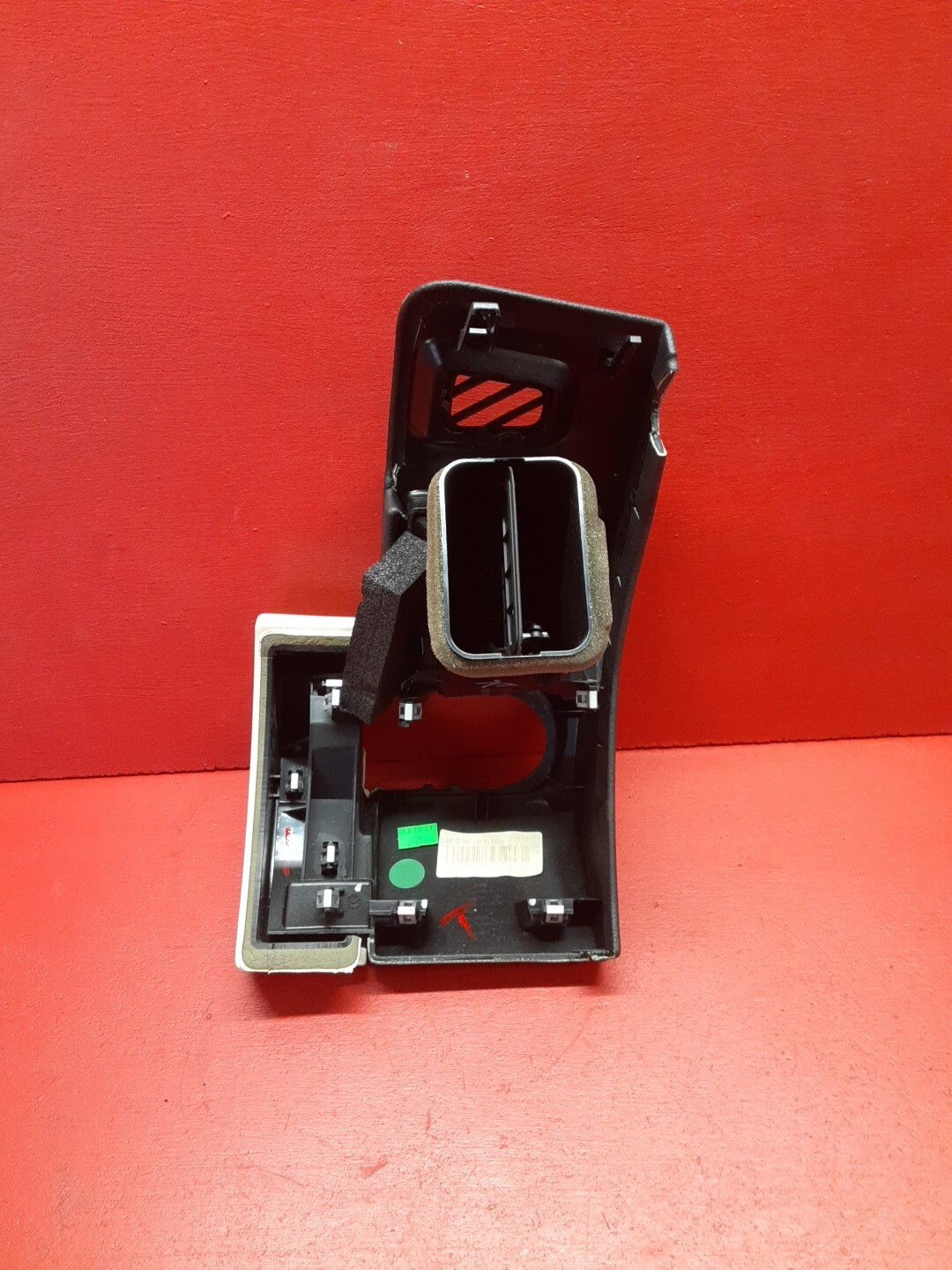 2010-2013 Range Rover Sport Outer Left Driver Air HVAC Dash Vent LR041692