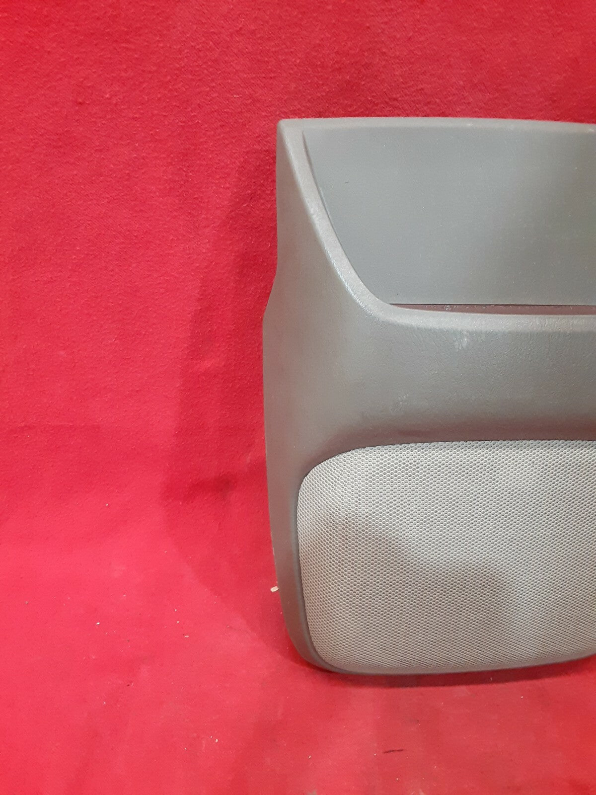 1997 1998 1999 2000 Lexus ES300 Brown High Mount Third Brake Light T64033-33070