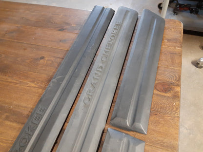 2005 2006 Jeep Grand Cherokee Exterior Door Molding Trim Strips Black FULL SET