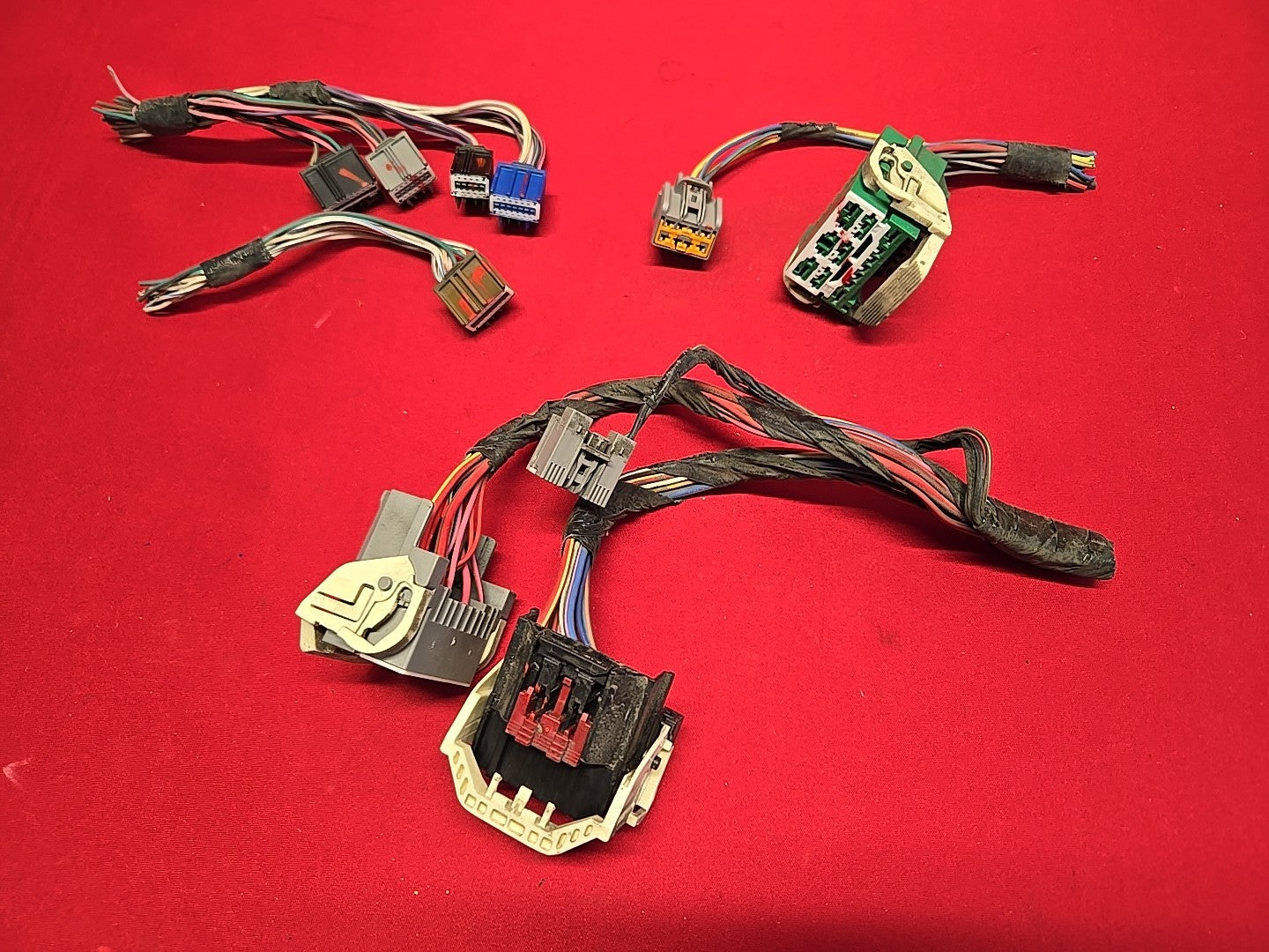 2010-2012 Dodge Caliber L4 Totally Integrated Power Module TIPM - PIGTAILS ONLY