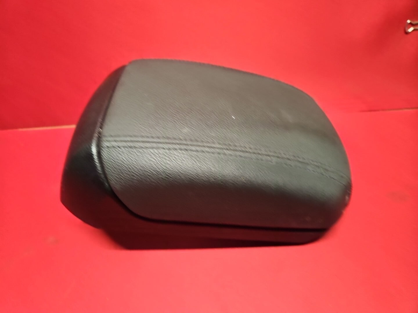 2011 - 2016 Chevy Chevrolet Cruze Sliding Center Console Arm Rest Lid Leather