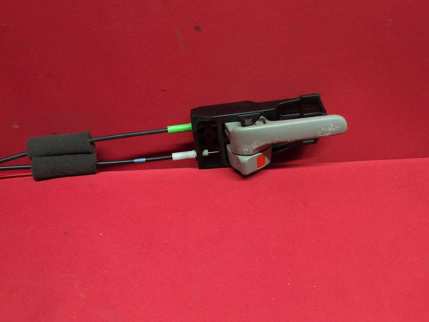 2001 - 2007 REAR RIGHT Door Latch Lock Actuator Assembly w/ Cables 69050-48030