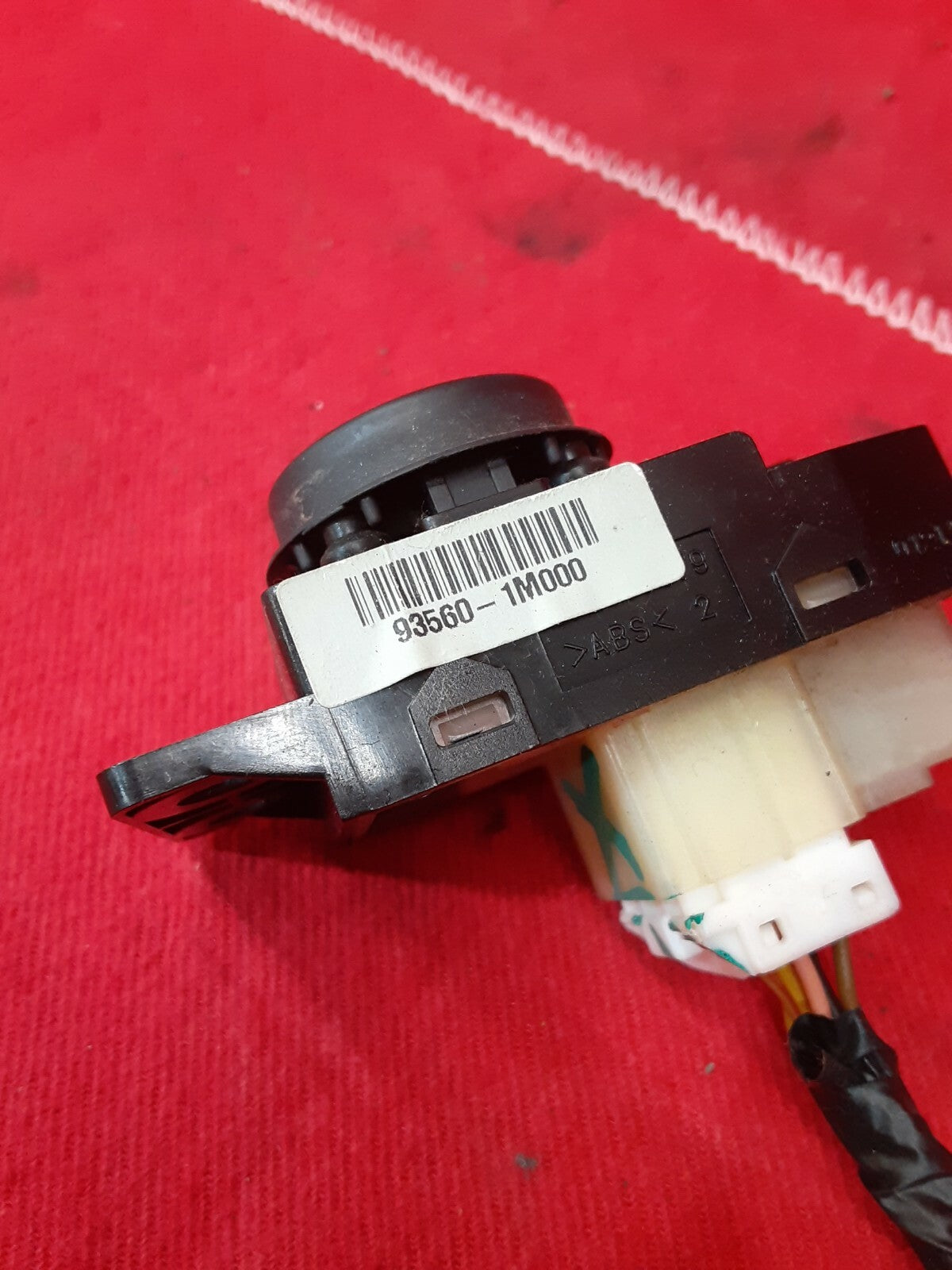 2010 2011 2012 2013 Kia Forte / KOUP Side View Mirror Adjust Switch / Knob