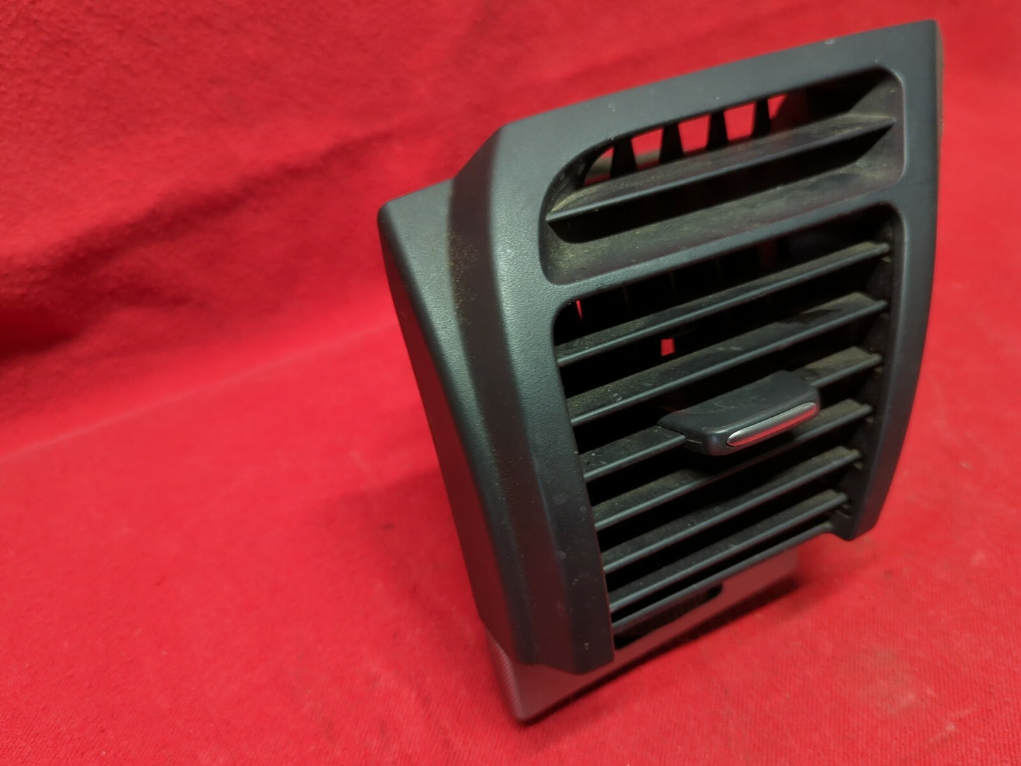 2004 2005 2006 Acura TL FRONT DRIVER LEFT Dash Panel Air Vent Duct Outlet