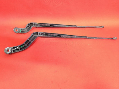 2005-2007 Land Rover LR3 Right Left Windshield Wiper Arm Set to VIN:7A434888 