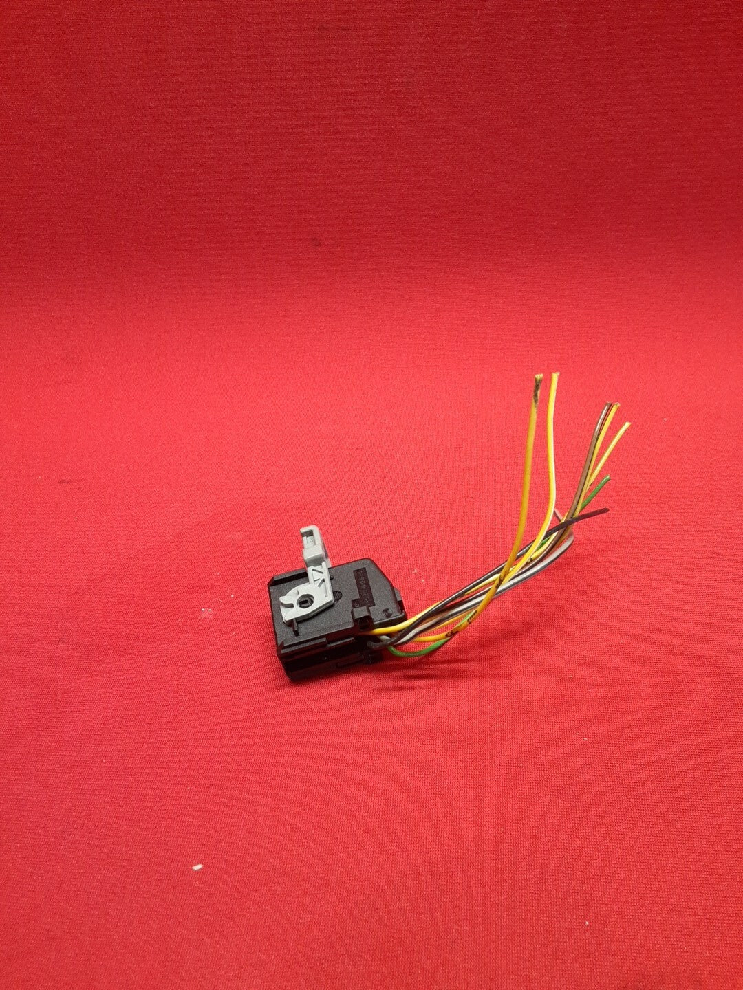 2003-2006 Range Rover HSE Headlight Lamp Switch Pigtail YUD000161PUY