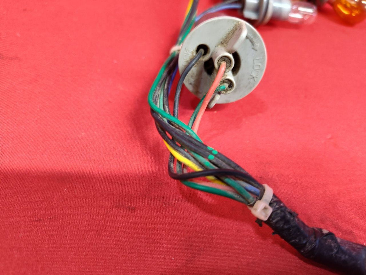 2012 2012 Kia Soul REAR Left or Right Tail Light Lamp Socket Wiring Harness