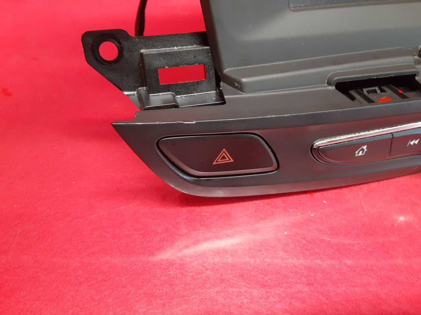 2018 Buick Regal Sportback TourX Dash Information Display Screen Basic Function