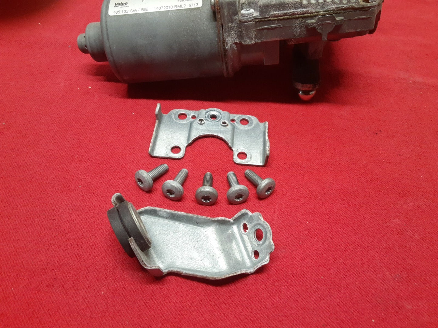 2010 2011 2012 Audi S5 Windshield Wiper Linkage Transmission Motor 8T1-955-119-D