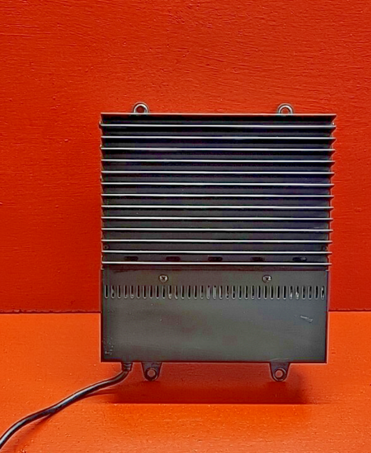 2000-2004 Jaguar XK KJ Vanden Plas Radio Stereo Amplifier LNF4170AA