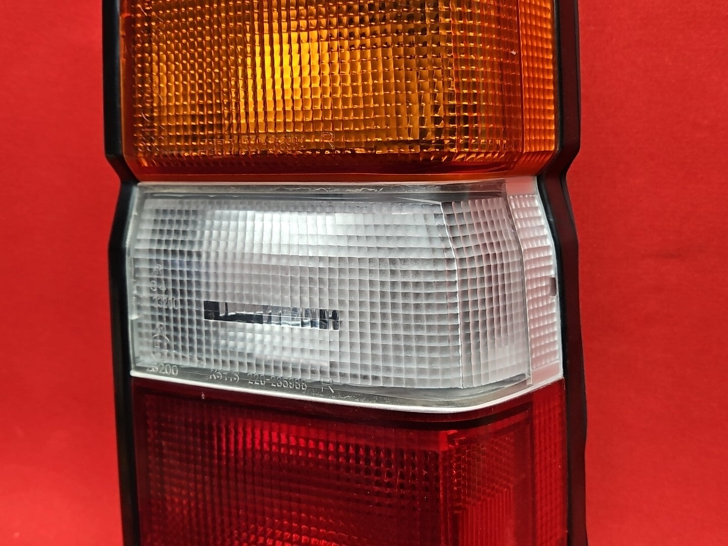 94-95 Nissan Pathfinder Right Rear Passenger Side Taillight Lamp OEM