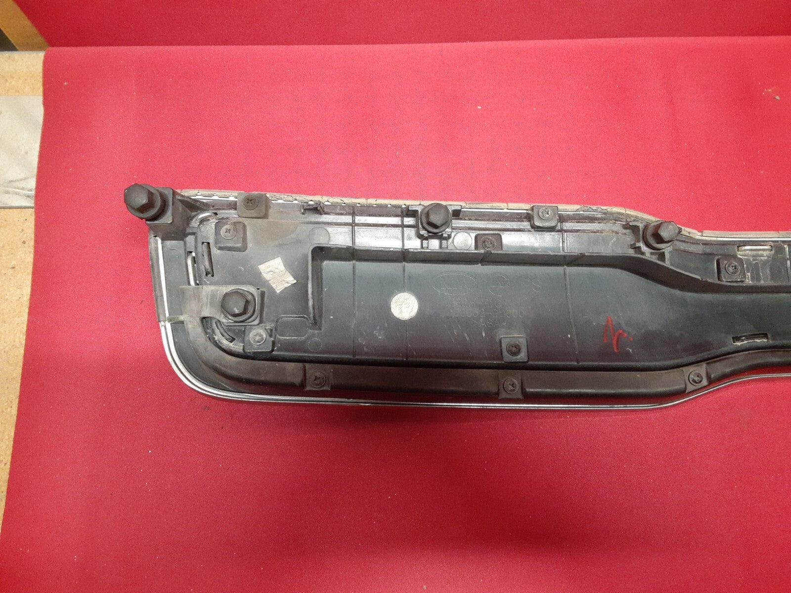 2014 - 2016 Kia Soul Front Bumper Grill Fascia Trim Black GLOSS 86350-B2000
