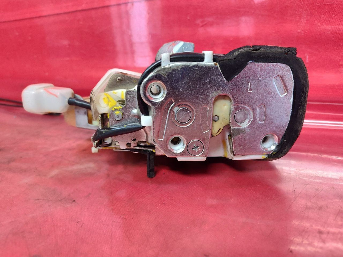 1998-2005 Lexus GS300 / 01-05 GS430 Left Driver REAR Door Latch Lock Actuator