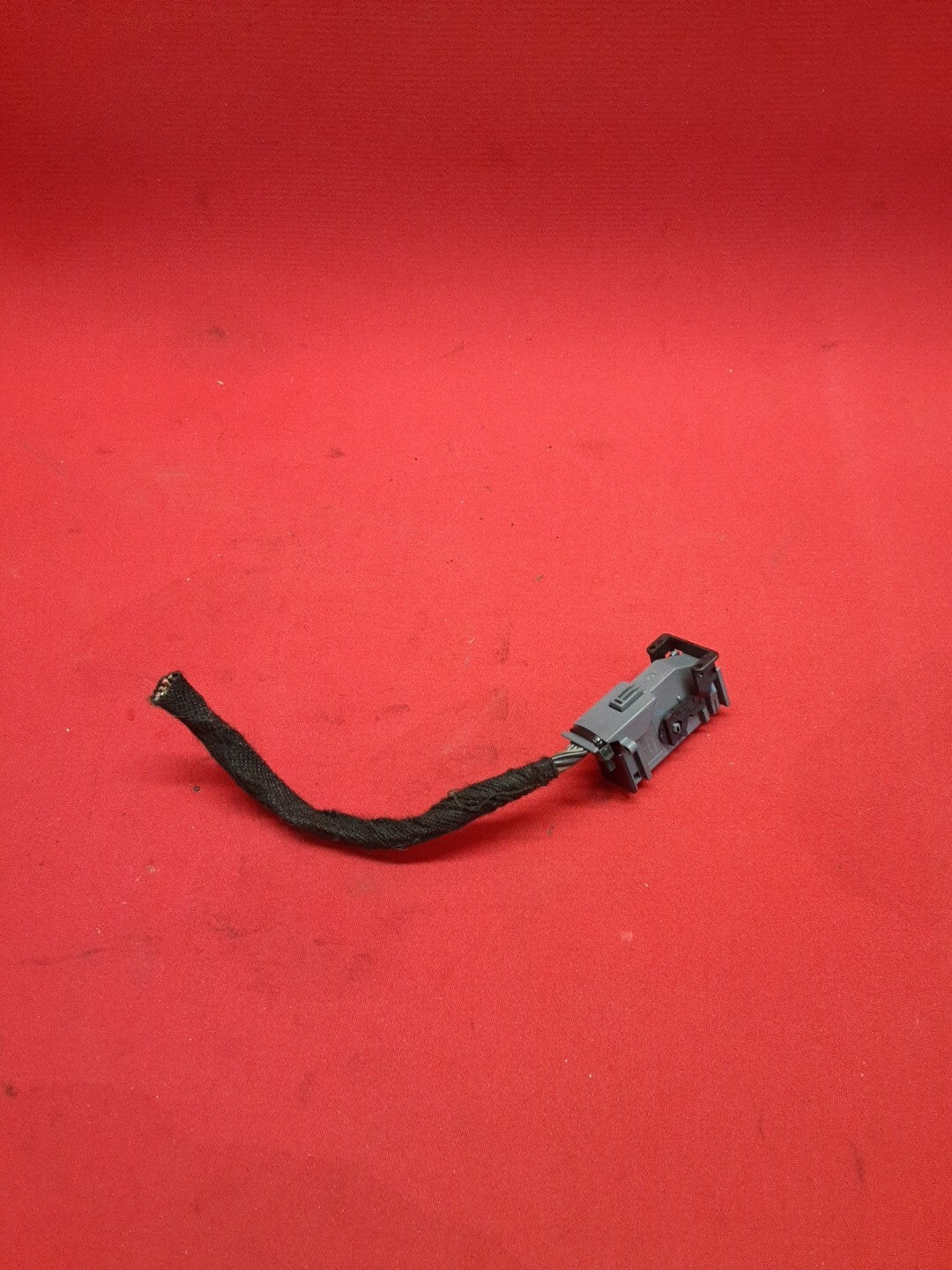 2013-2016 Chevrolet Cruze Instrument Cluster Speedometer PIGTAIL 42362675