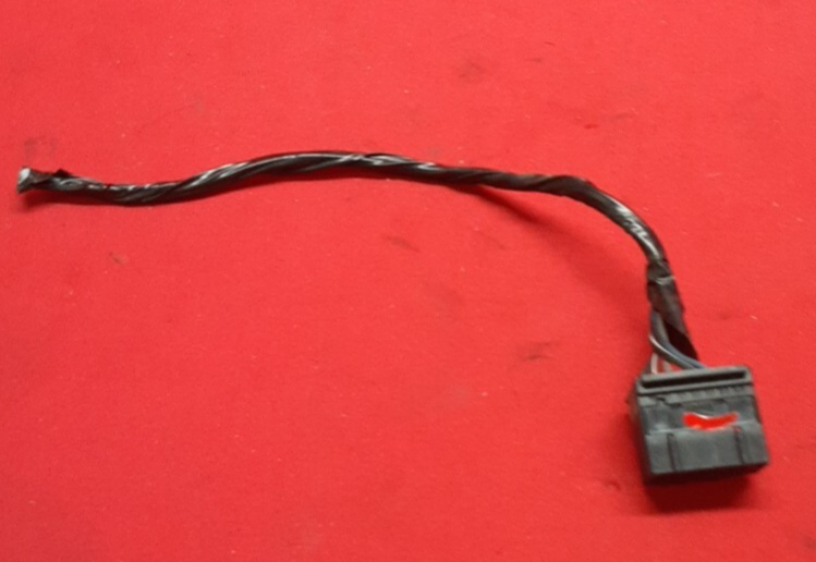03-17 GM Chevrolet GMC Cadillac Pontiac Interior Rear View Mirror Pigtail