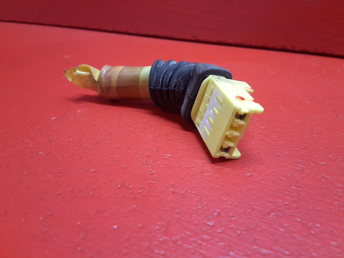 1995 - 1997 Toyota Corolla Cabin Fuse Relay Integration Box Assembly PIGTAILS
