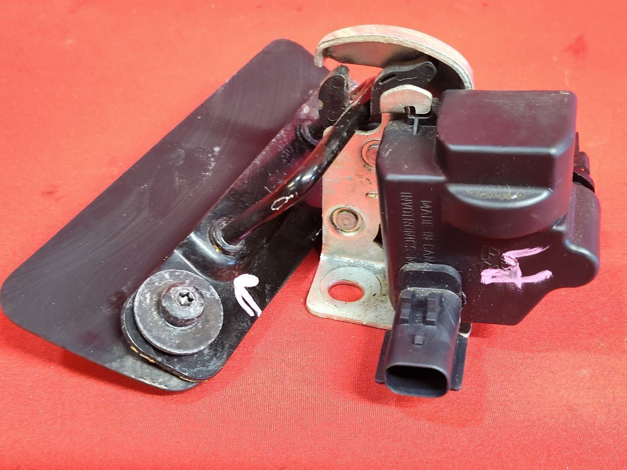 2005-2012 Jeep Liftgate Hatch GLASS Latch Lock Actuator Handle Striker SET