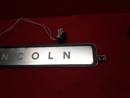 2010 - 2019 Lincoln MKT Scuff Plate Illumination Bar R/L Lighted CE9Z-14F010-A