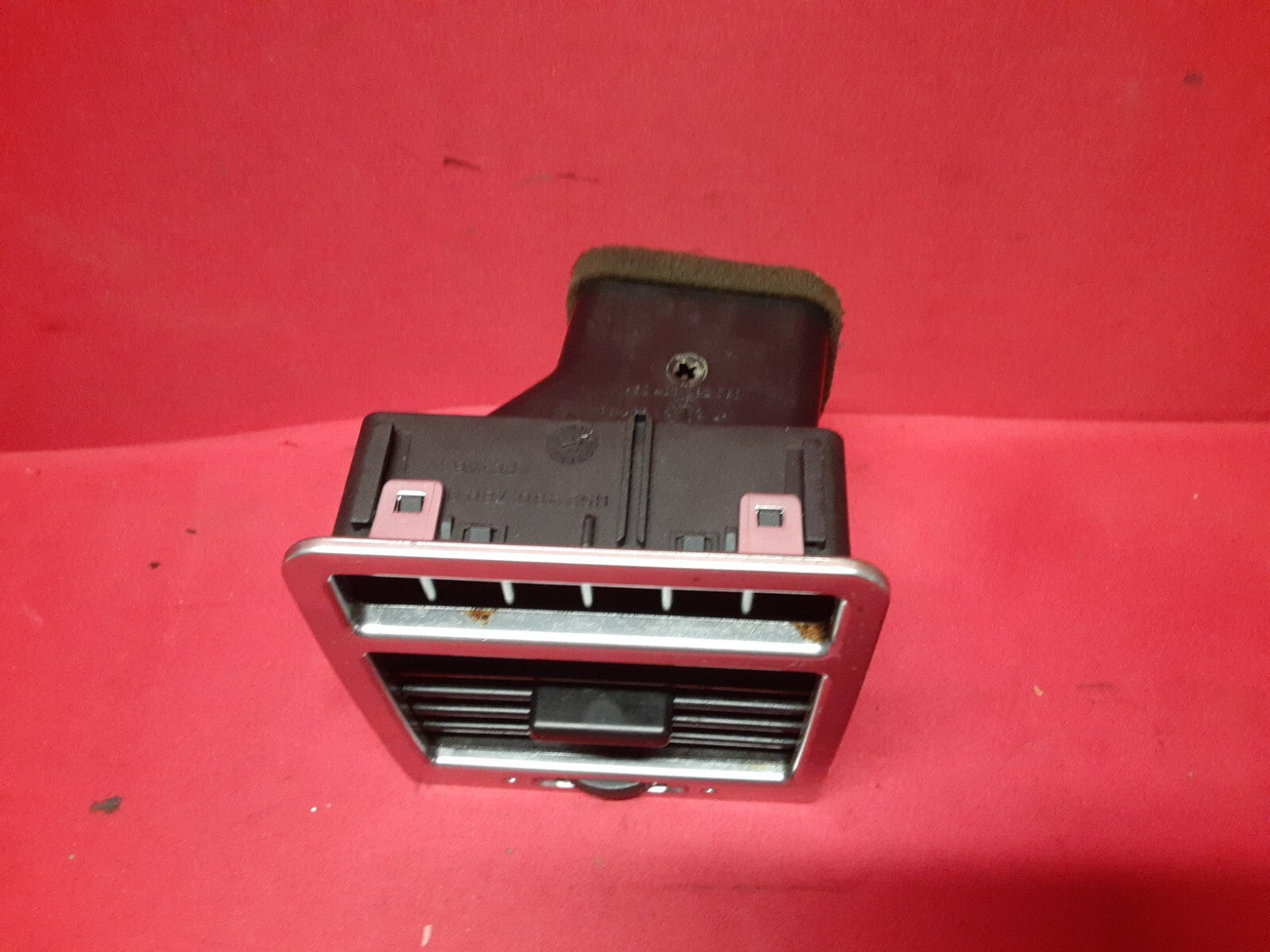2003 - 2006 Range Rover HSE LEFT OUTER Dash Air Vent Register JVE000051