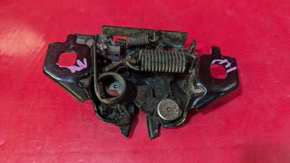 2022-2024 Mitsubishi Outlander Front Bonnet Hood Latch 5908A291 - 26k Miles