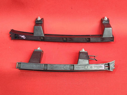 2012-2019 Fiat 500 Front LEFT DRIVER Door Glass Window Channel Guide Bracket SET